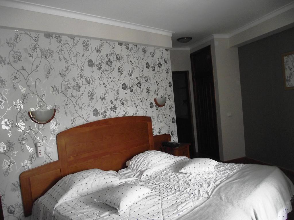 Hotel O Gadanha 에스트레모즈 객실 사진