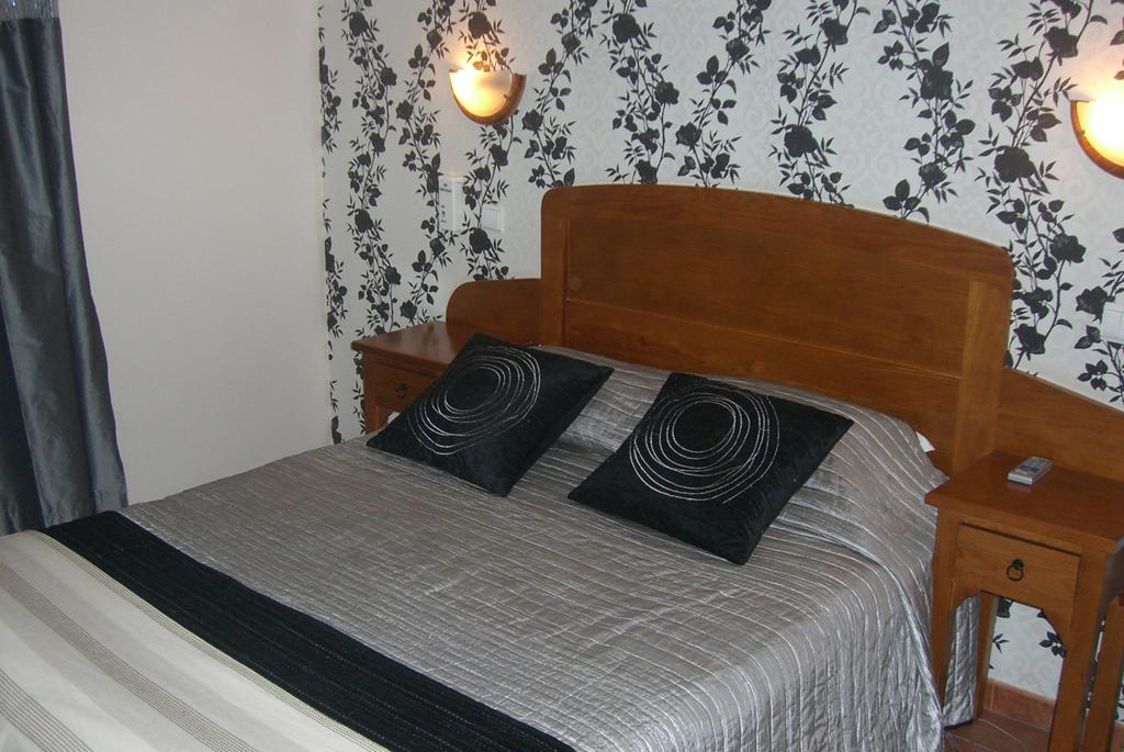Hotel O Gadanha 에스트레모즈 객실 사진